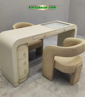 میز ناخن آرایشگاه 033